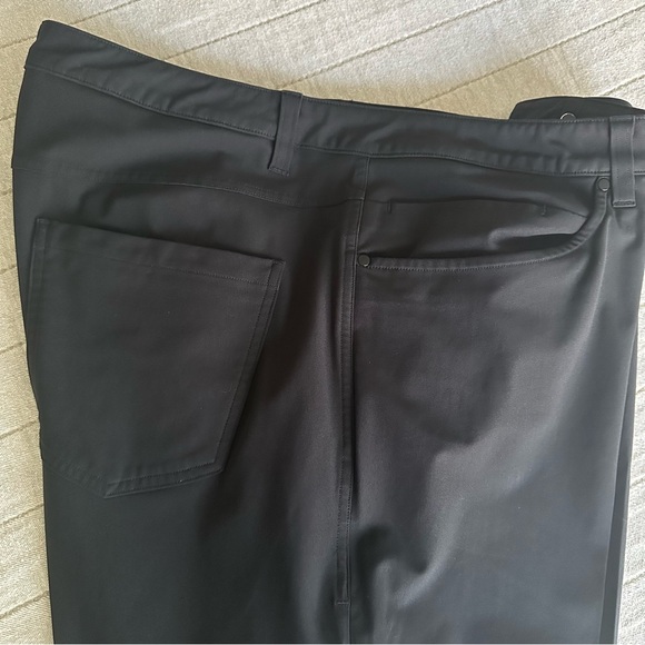 ABC Classic-Fit 5 Pocket Pant 33”L 36”W
Warpstreme - Picture 6 of 10